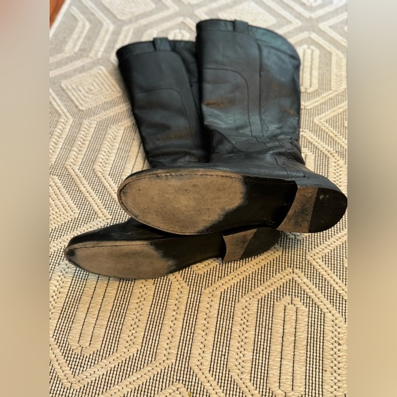 Frye Paige | Tall Boot | Black Leather - Picture 7 of 10